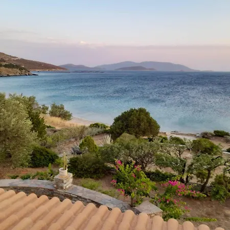 Wavefront Serenity - Exotic & Dreamy Getaway Villa