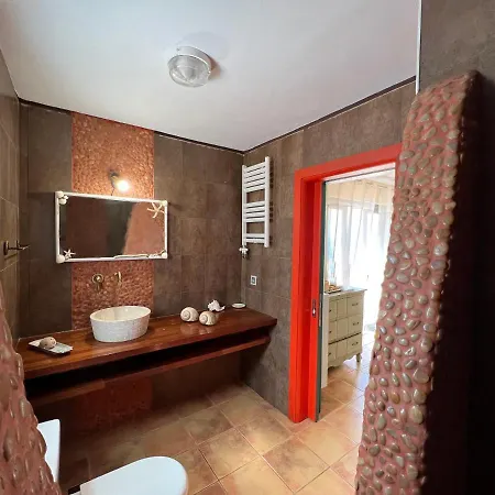 Wavefront Serenity - Exotic & Dreamy Getaway Villa *
