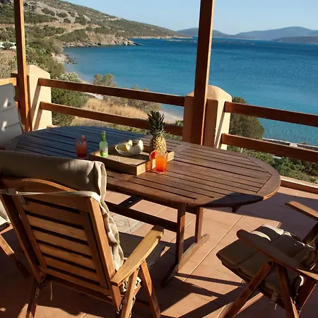 Wavefront Serenity - Exotic & Dreamy Getaway *