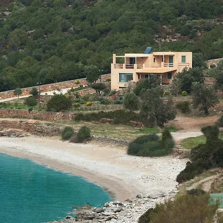 Wavefront Serenity - Exotic & Dreamy Getaway Villa *